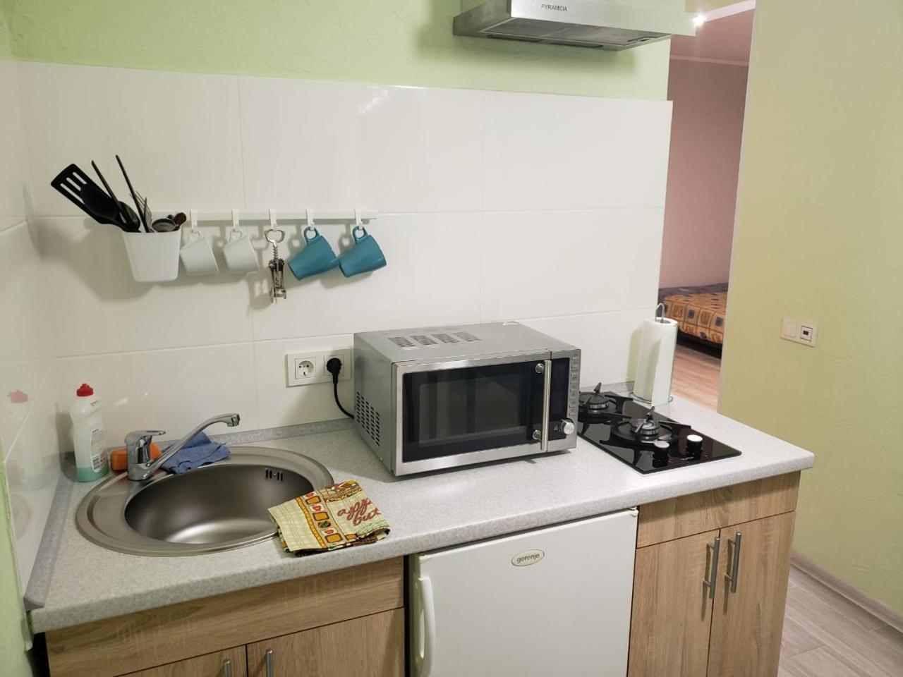 Apartment Near City Center On Peremohy Avenue 46 Chernihiv Ngoại thất bức ảnh